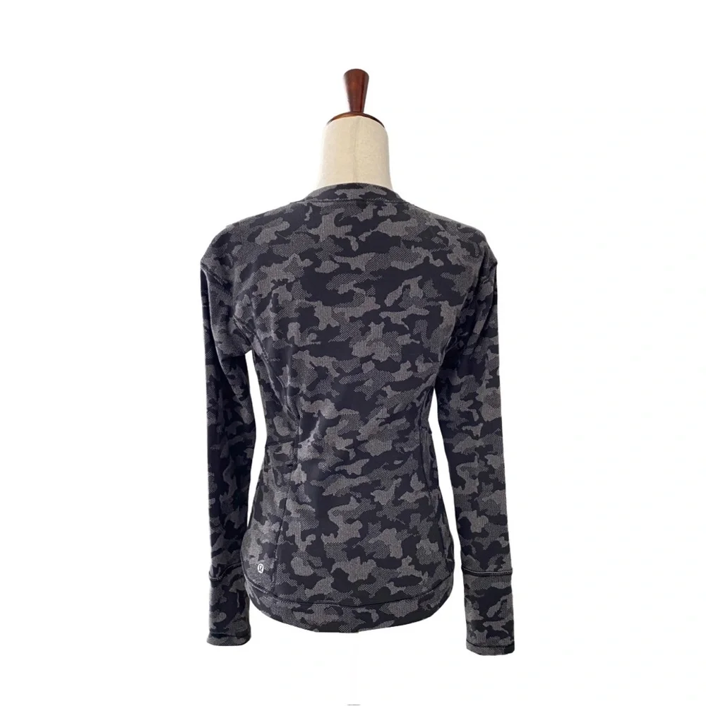 Lululemon Close To Crossing Long Sleeve Heritage Camo Jacquard Size 8
